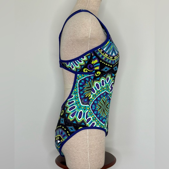 Athleta Rapanui Medallion Geo Metric Print One-Piece Swimsuit Size Large - Picture 4 of 9